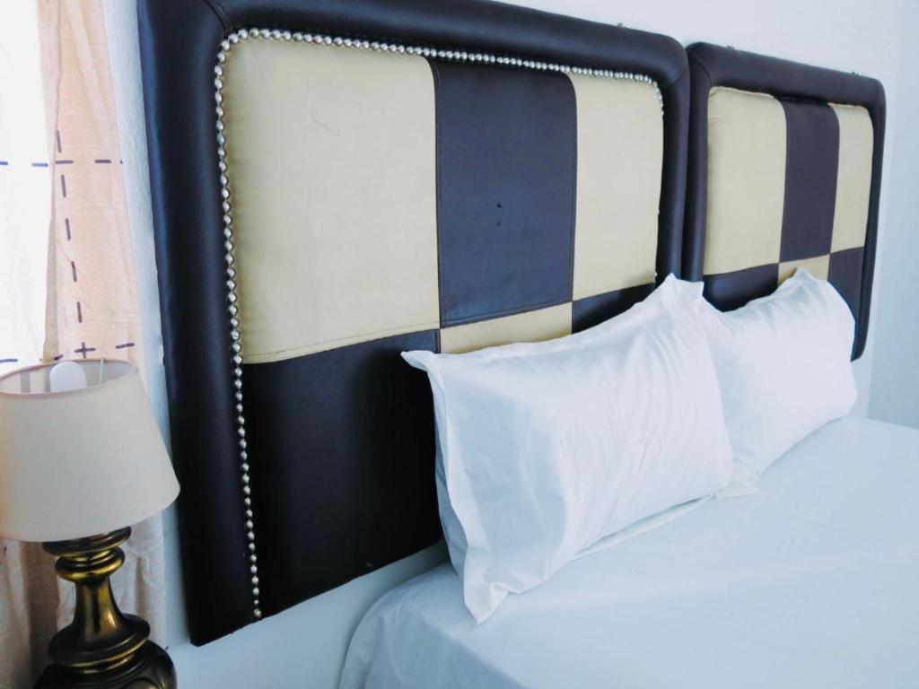33 Goulborn Street Goodwood Hotel Cape Town Bagian luar foto
